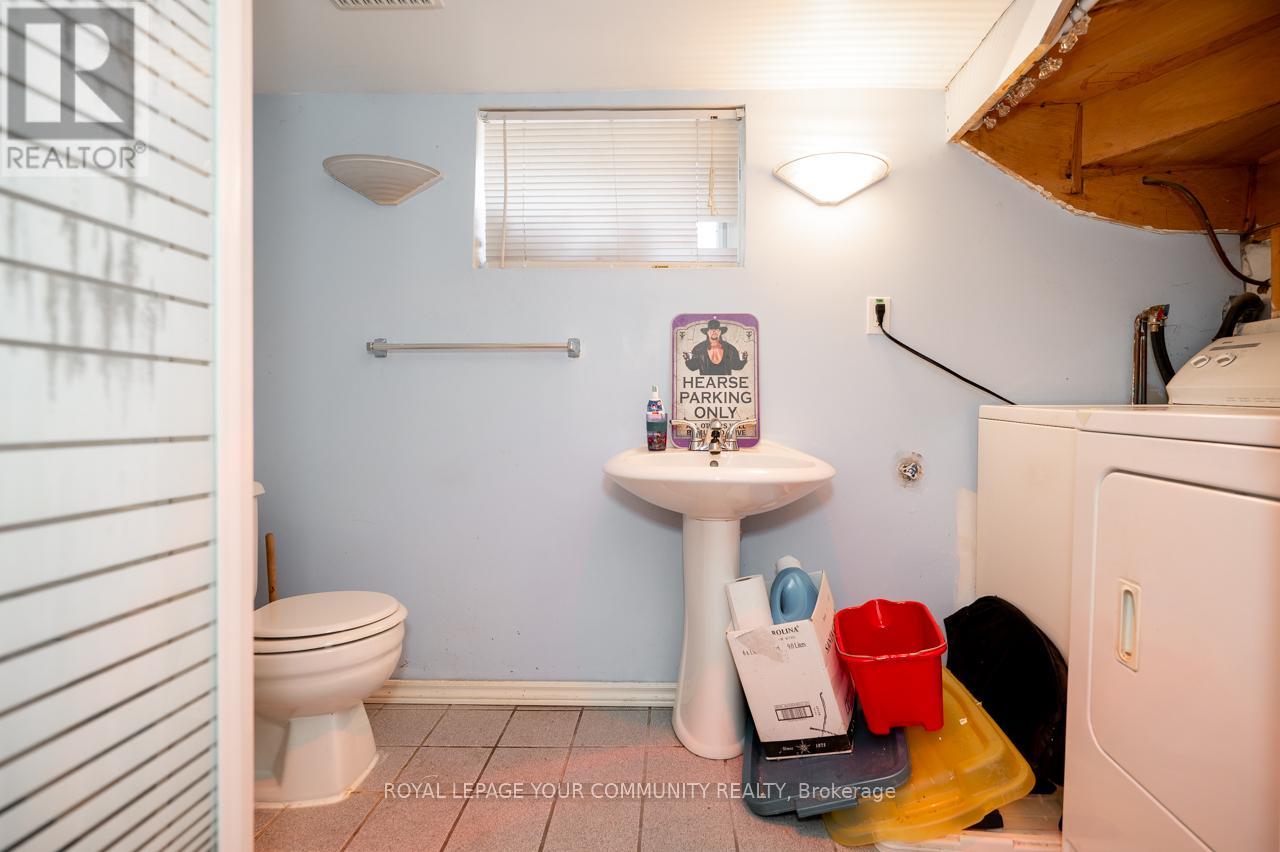 98 Woodmount Avenue, Toronto, Ontario  M4C 3Y2 - Photo 26 - E12113263