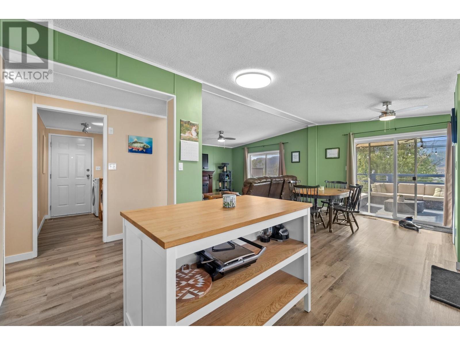 3099 Shuswap  E Road Unit# 27, Kamloops, British Columbia  V2H 1T7 - Photo 6 - 10345666
