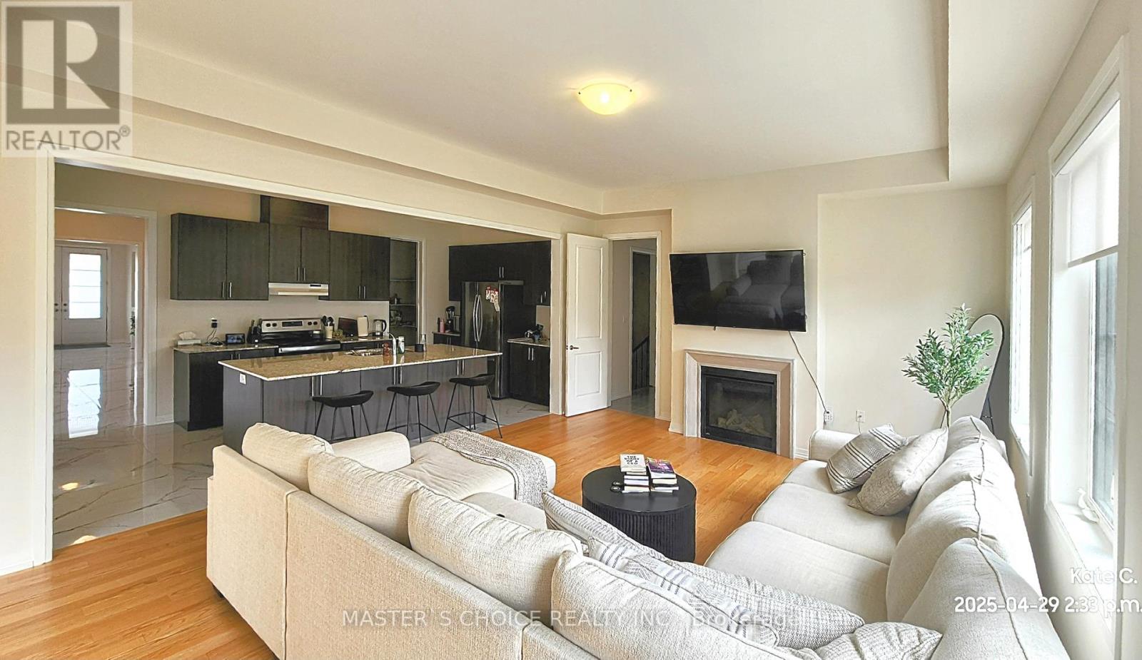 264 Reg Harrison Trail, Newmarket, Ontario  L3X 0M4 - Photo 10 - N12113209
