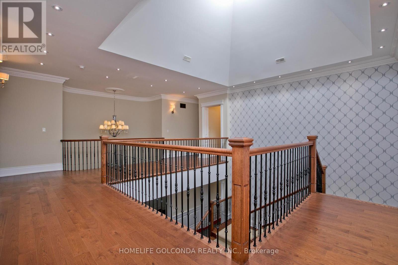 138 Centre Street, Vaughan, Ontario  L4J 1G4 - Photo 24 - N12113292