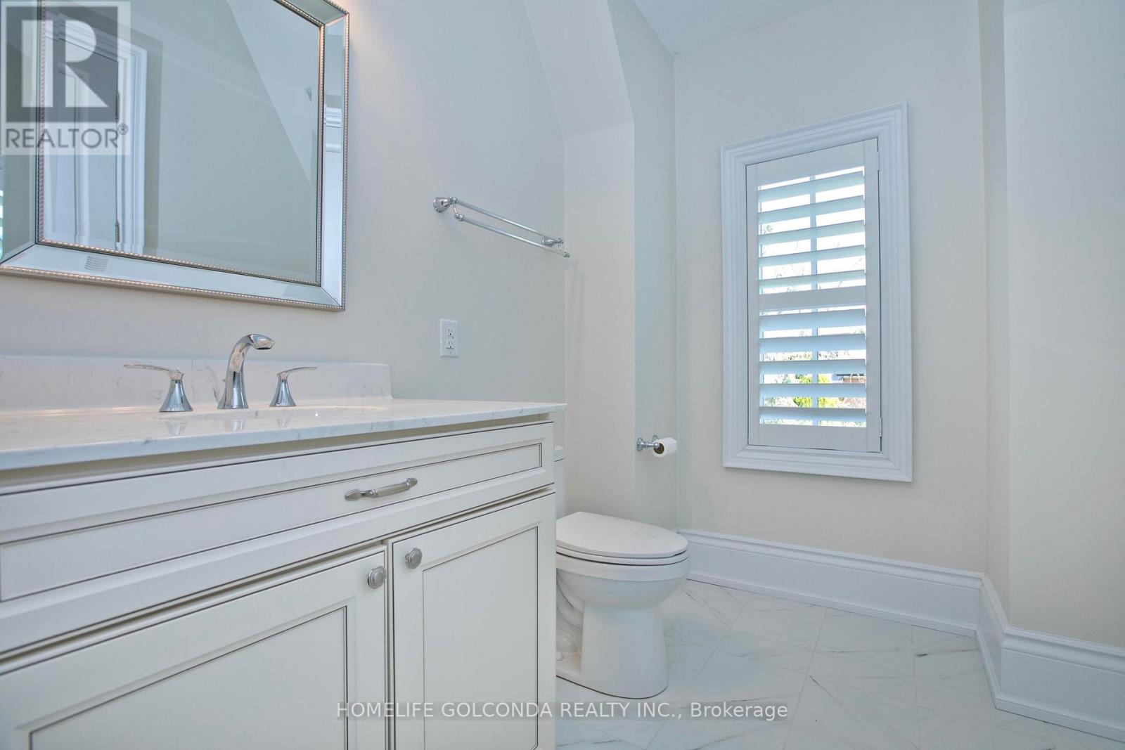 138 Centre Street, Vaughan, Ontario  L4J 1G4 - Photo 44 - N12113292