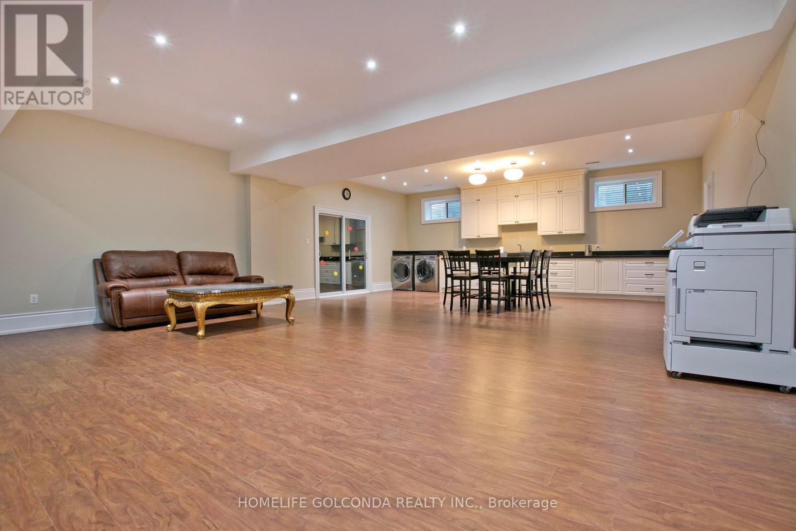 138 Centre Street, Vaughan, Ontario  L4J 1G4 - Photo 48 - N12113292