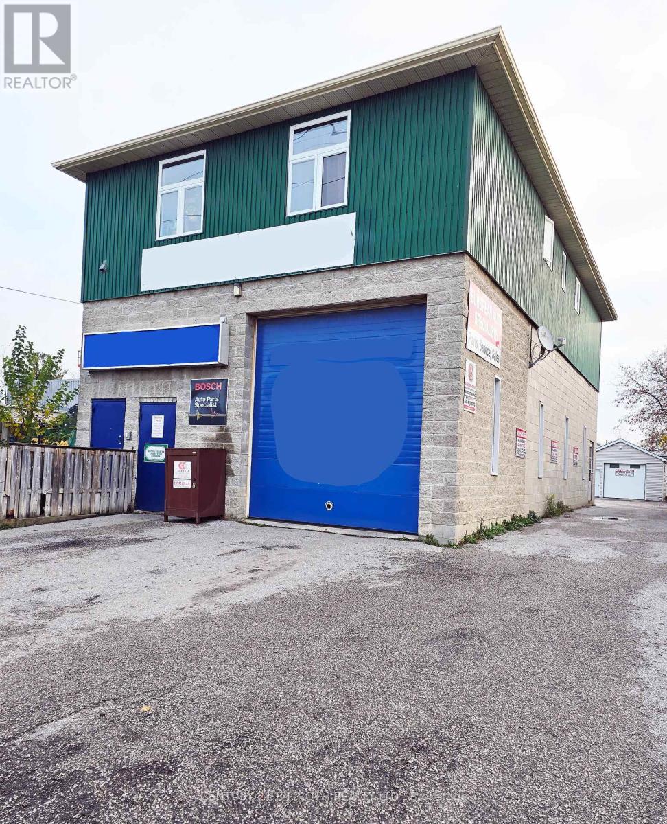 Property at 5 FERNDALE DRIVE N image 5