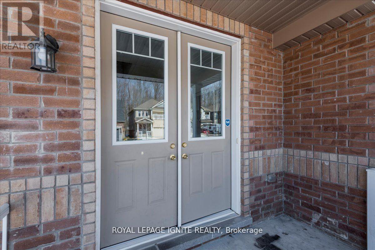 264 Diana Drive, Orillia, Ontario  L3V 0E2 - Photo 2 - S12113296