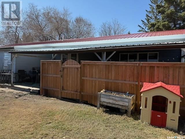 351 30th Street, Battleford, Saskatchewan  S0M 0E0 - Photo 14 - SK003960