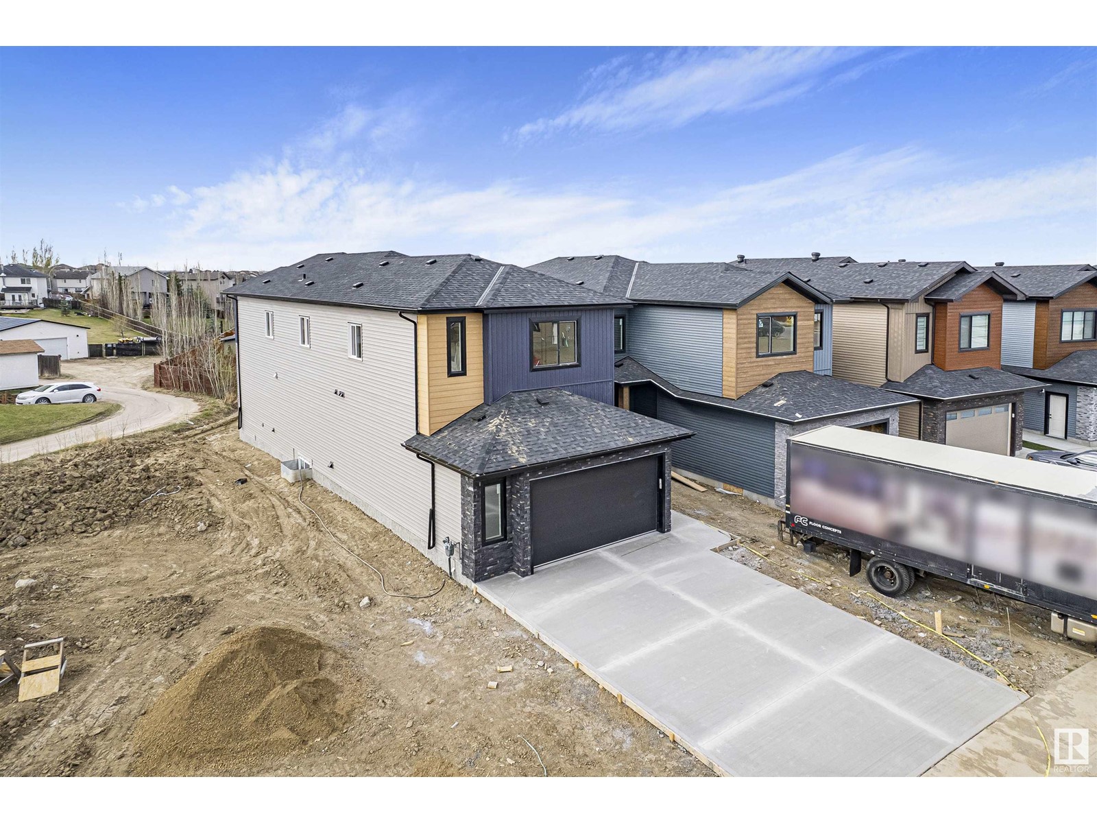 Property at 46 GRASSVIEW CR image 2