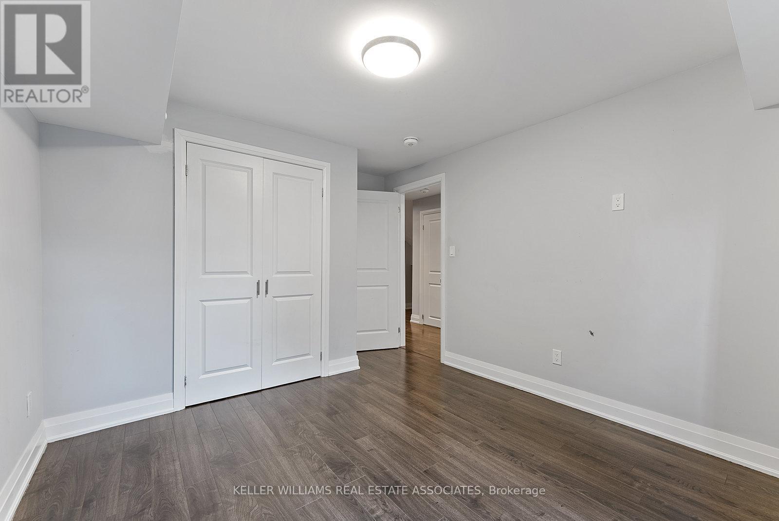 1 - 2504 Lakeshore Boulevard W, Toronto (Mimico), Ontario  M8V 1E1 - Photo 18 - W12113302