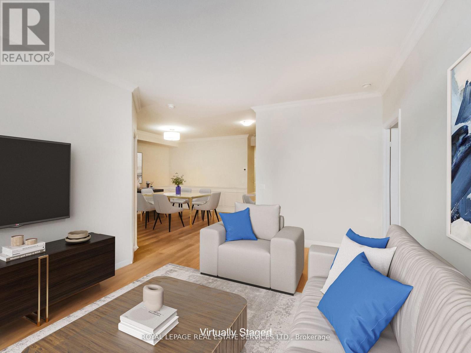 206 - 12 Old Mill Trail, Toronto (Kingsway South), Ontario  M8X 2Z4 - Photo 4 - W12113318