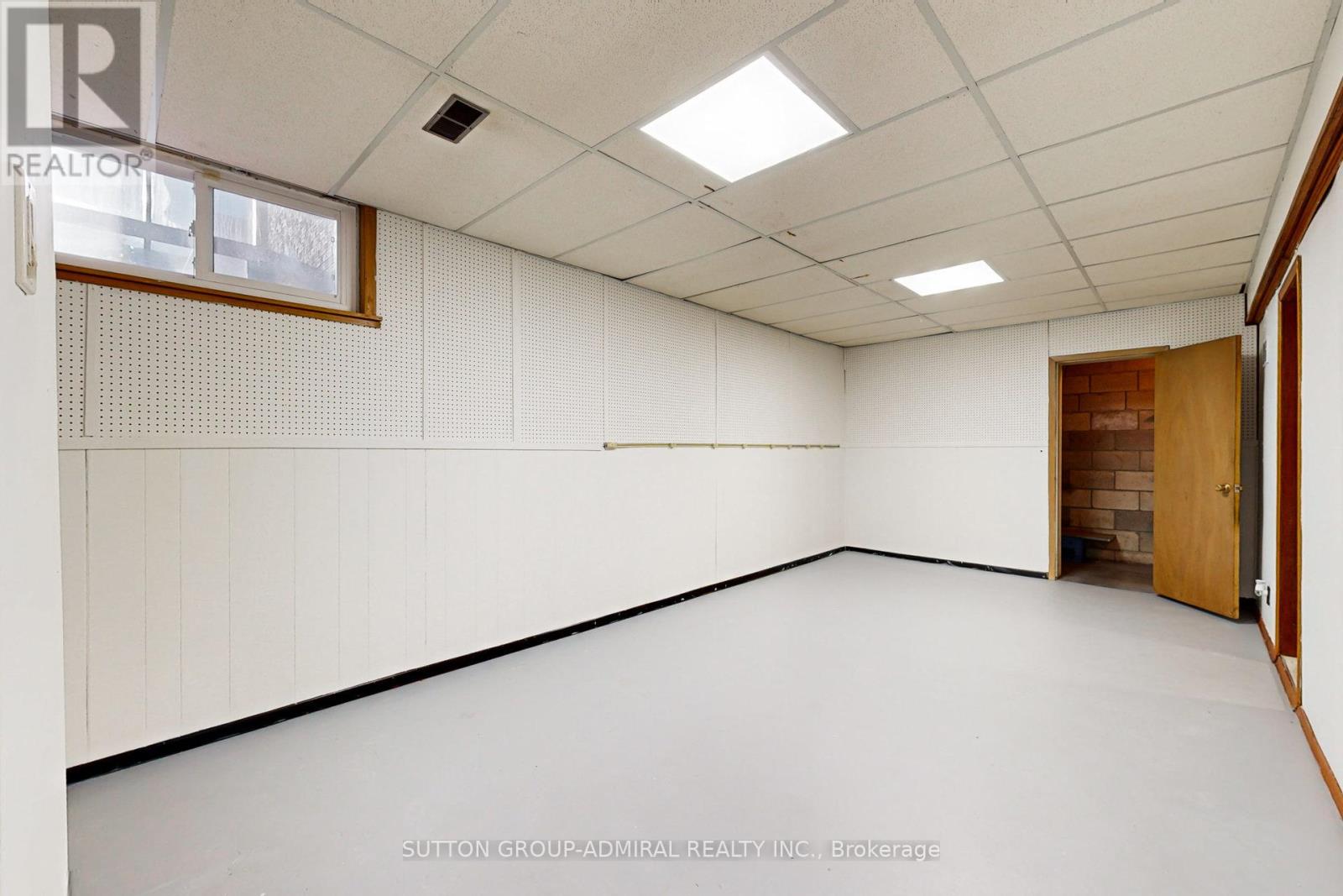 42 Swordbill Drive, Toronto (Edenbridge-Humber Valley), Ontario  M9A 4V5 - Photo 41 - W12113336