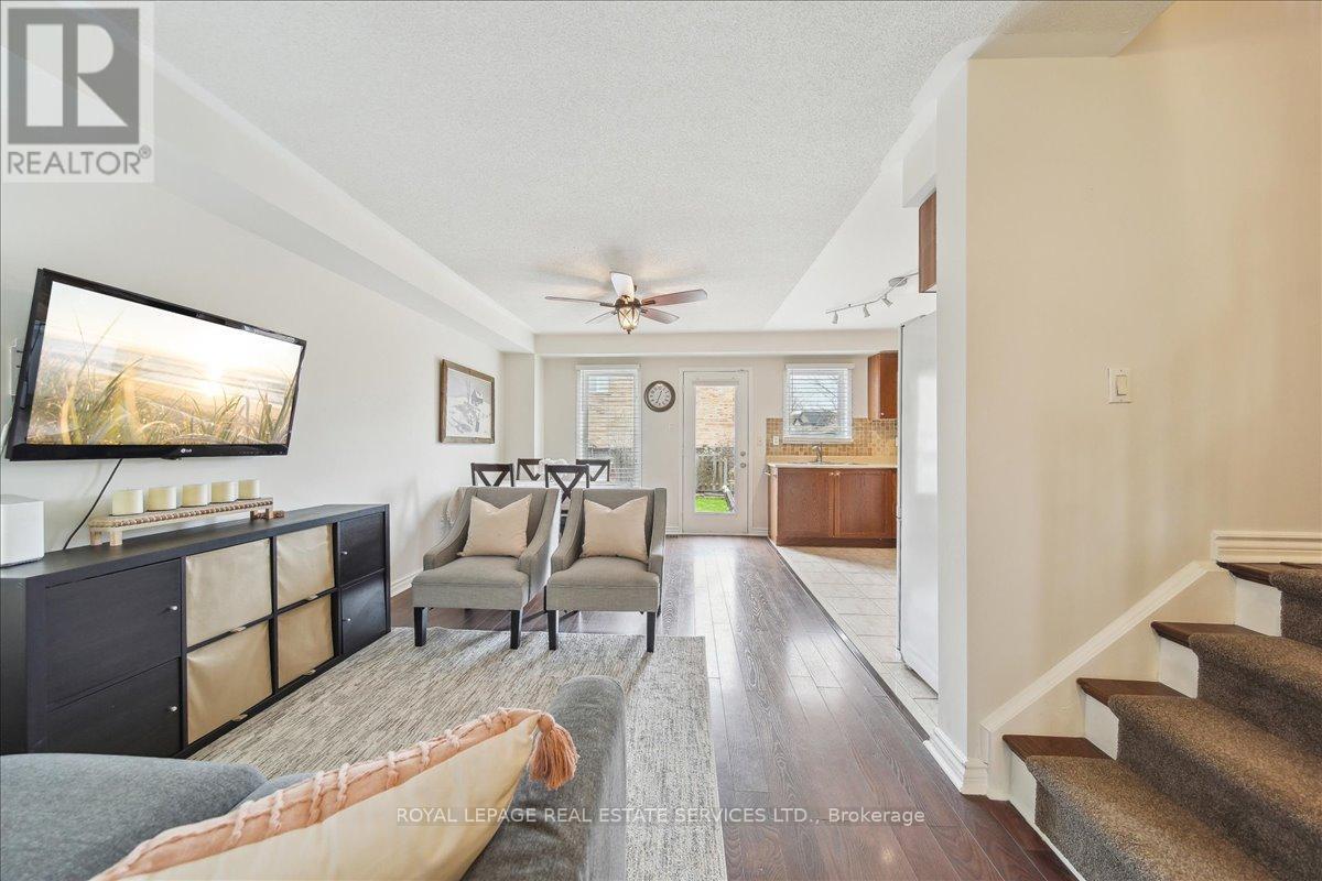 83 Crystal Glen Crescent, Brampton (Credit Valley), Ontario  L6X 0K8 - Photo 8 - W12113355