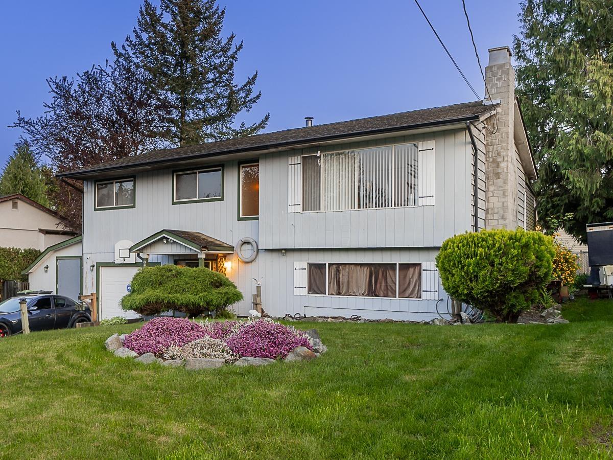 26924 28a Avenue, Langley, British Columbia  V4W 3A1 - Photo 2 - R2994109