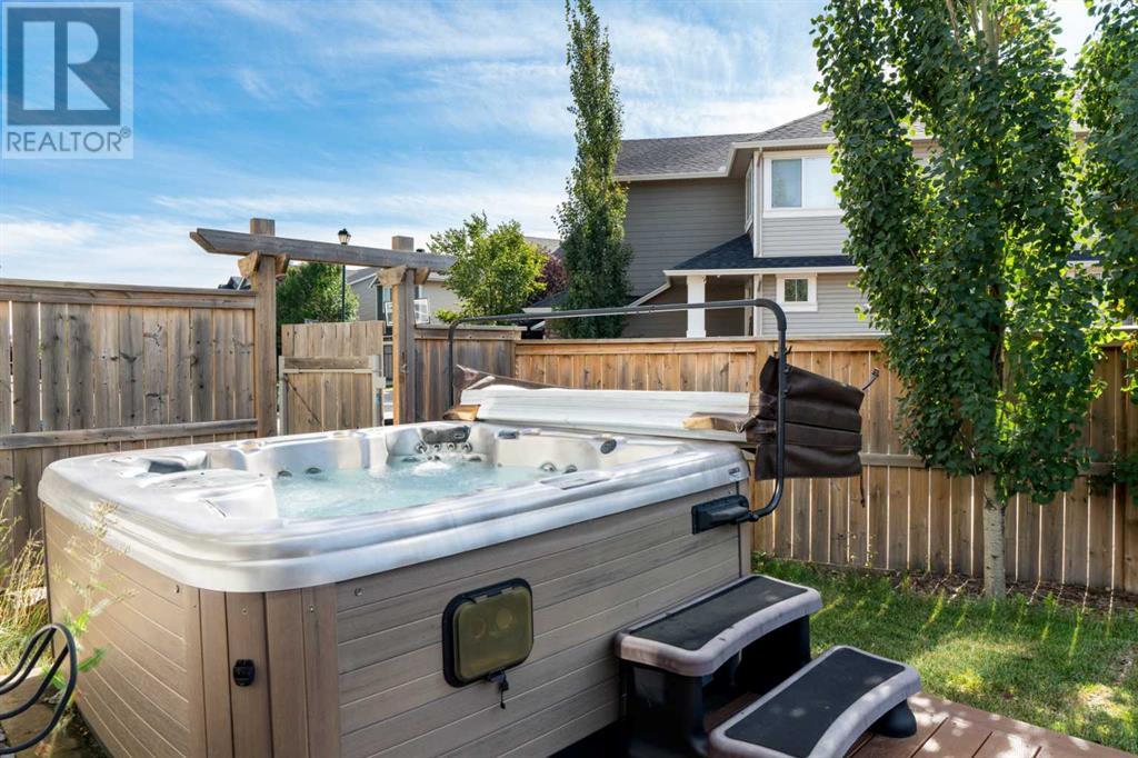 71 Williamstown Landing Nw, Airdrie, Alberta  T4B 0S2 - Photo 4 - A2207035