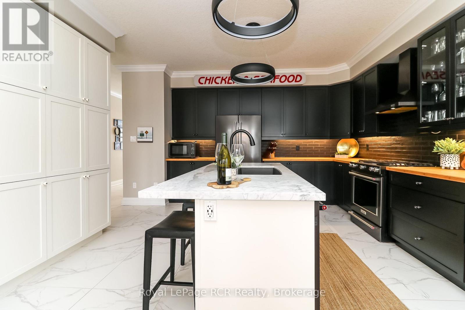 17 Gilpin Crescent, Collingwood, Ontario L9Y 0Z2 - Photo 6 - S12083427