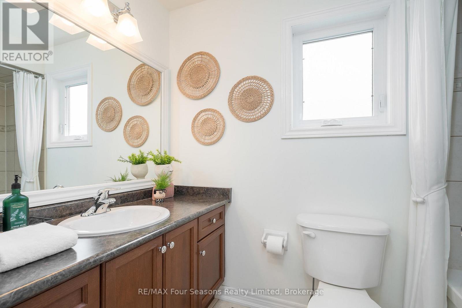 234 Dominion Drive, Clearview, Ontario  L0M 1S0 - Photo 27 - S12112025