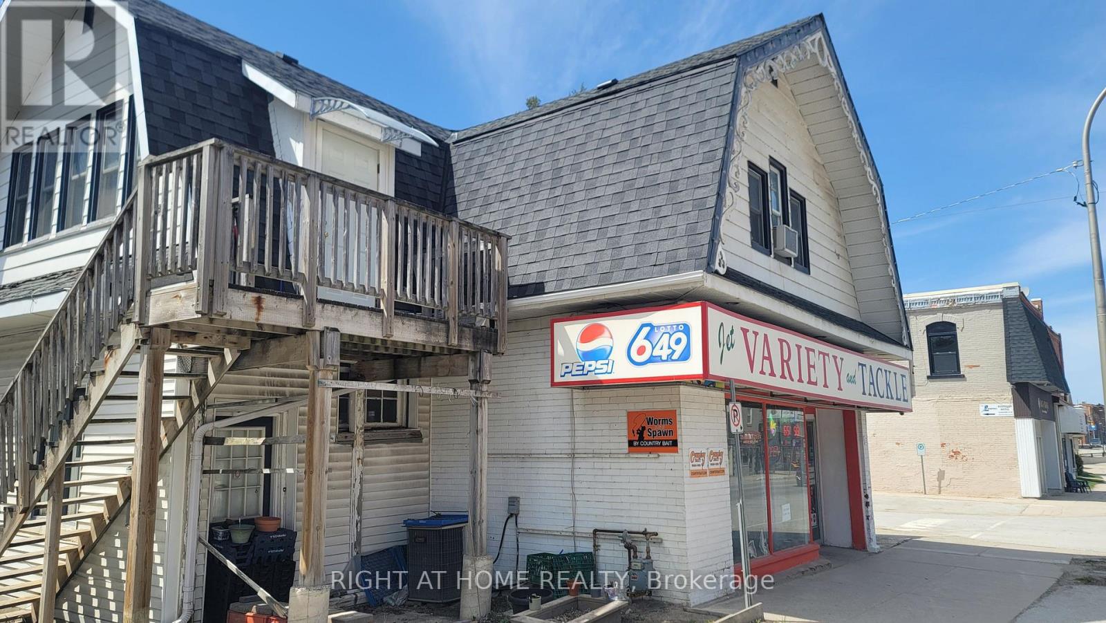 52 Sykes Street S, Meaford, Ontario  N4L 1E3 - Photo 3 - X12113314