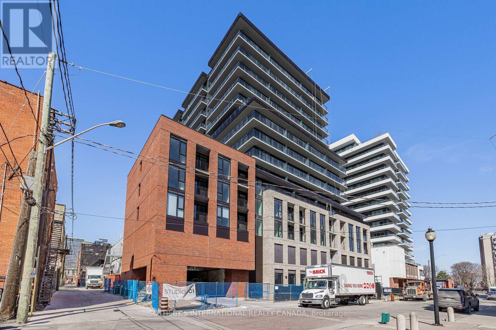 516 - 1 Jarvis Street, Hamilton, Ontario  L8R 3J2 - Photo 1 - X12113332