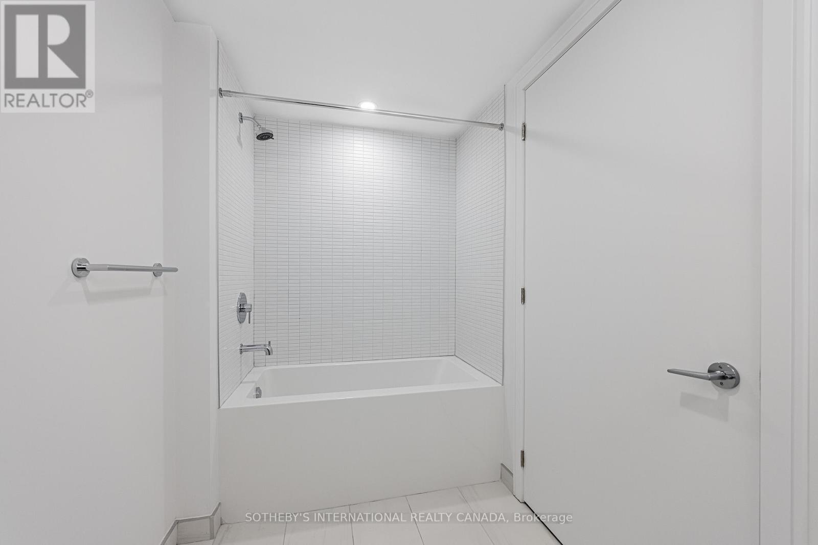 516 - 1 Jarvis Street, Hamilton, Ontario  L8R 3J2 - Photo 22 - X12113332