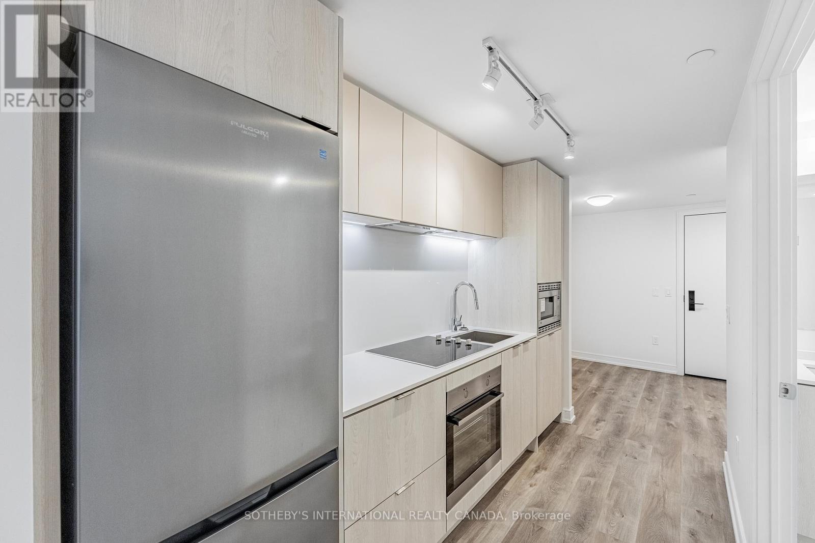 516 - 1 Jarvis Street, Hamilton, Ontario  L8R 3J2 - Photo 6 - X12113332