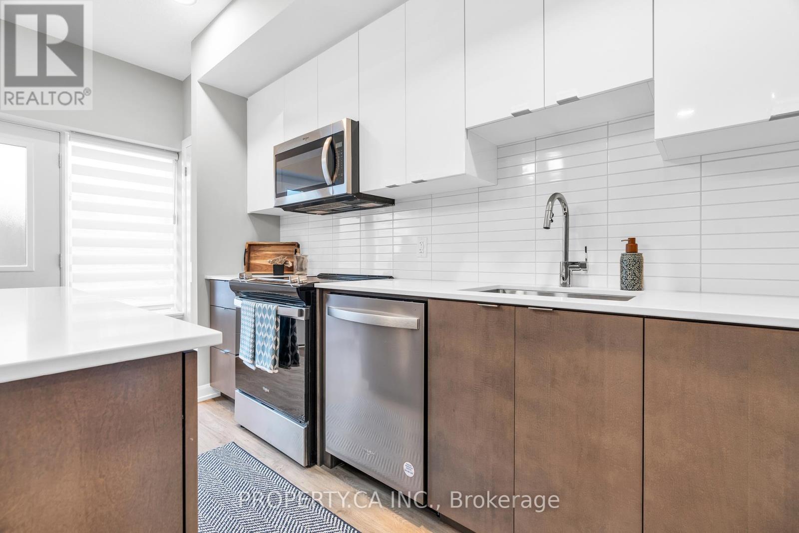 101 - 708 Woolwich Street, Guelph, Ontario  N1H 7G6 - Photo 11 - X12113339