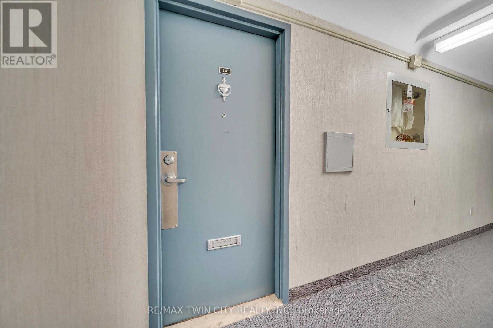 Property at 701 - 24 MIDLAND DRIVE image 2