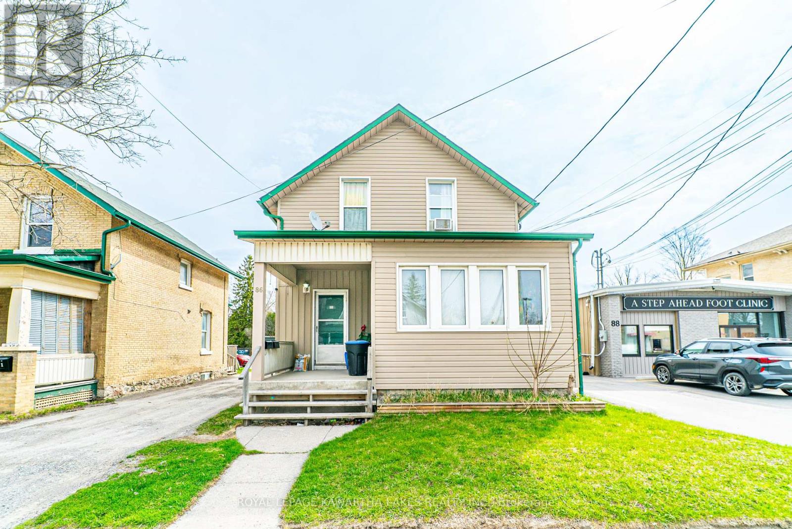 86 LINDSAY STREET S, Kawartha Lakes, Ontario