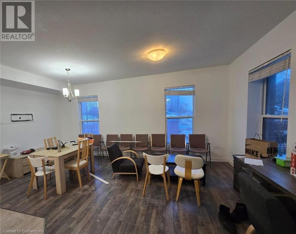 62 Balsam Street Unit# T101, Waterloo, Ontario  N2L 3H2 - Photo 3 - 40722615