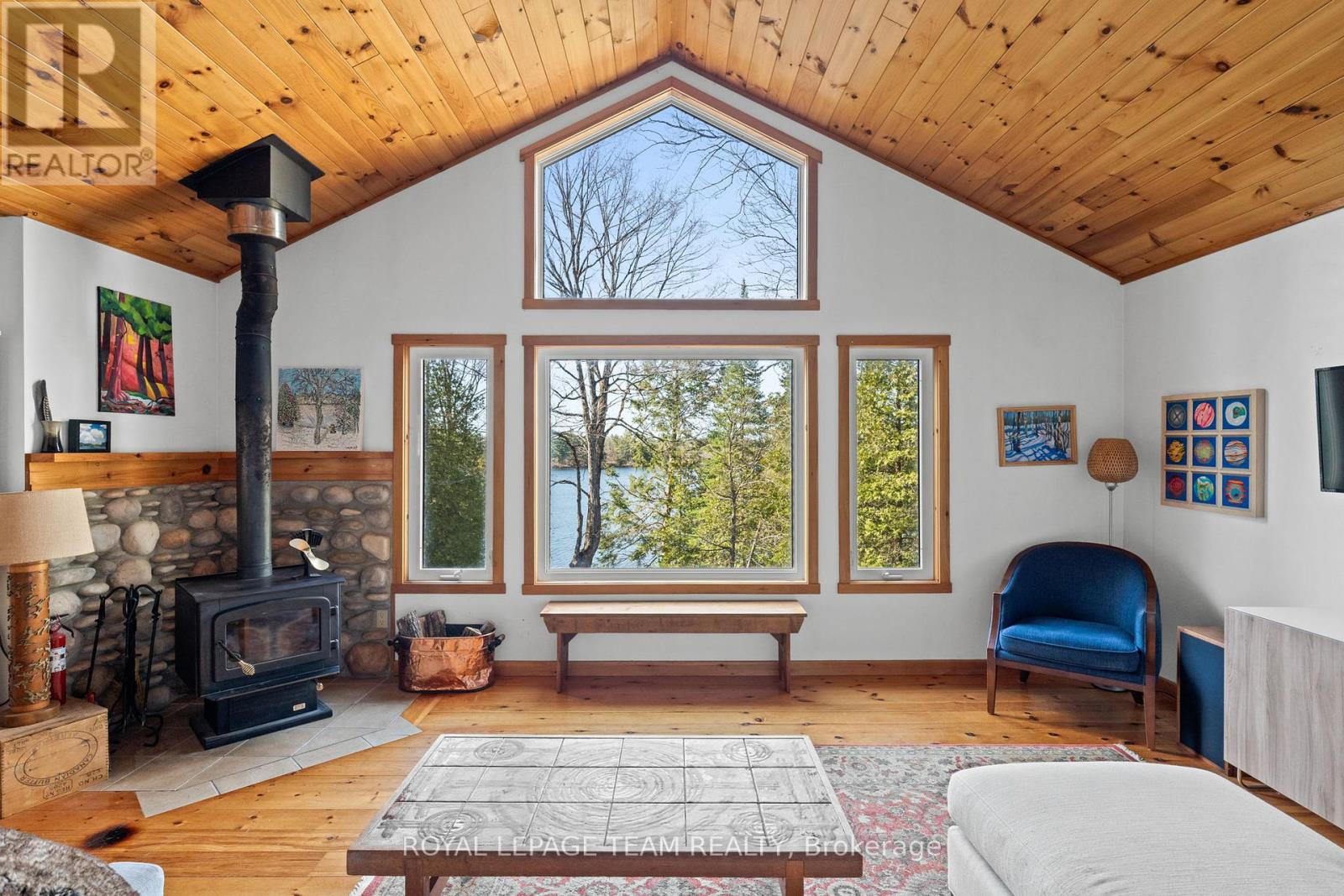 510 31a Clear Lake Lane, Tay Valley, Ontario  K0H 2B0 - Photo 13 - X12113404