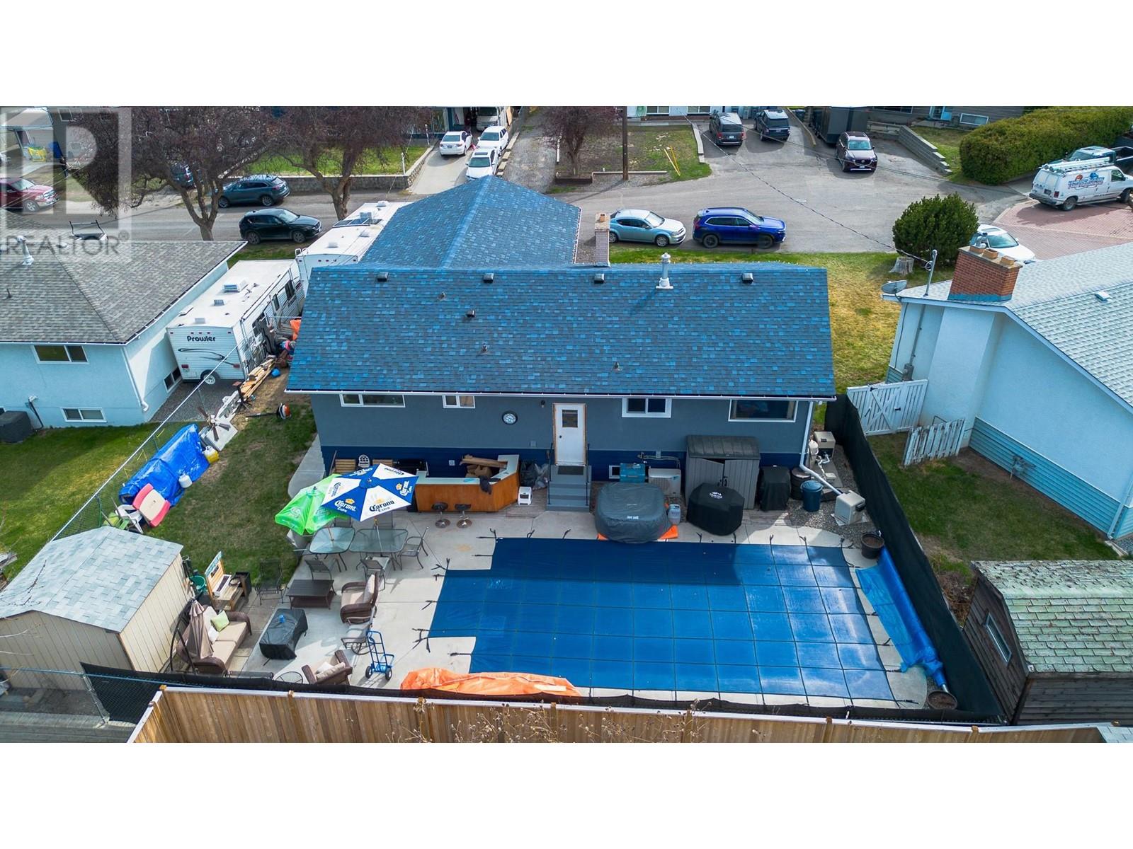 Property at 664 Seton Place image 3