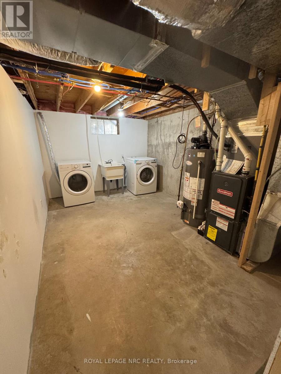 131 Louth Street, St. Catharines (Rykert/vansickle), Ontario  L2S 2T8 - Photo 19 - X12113402