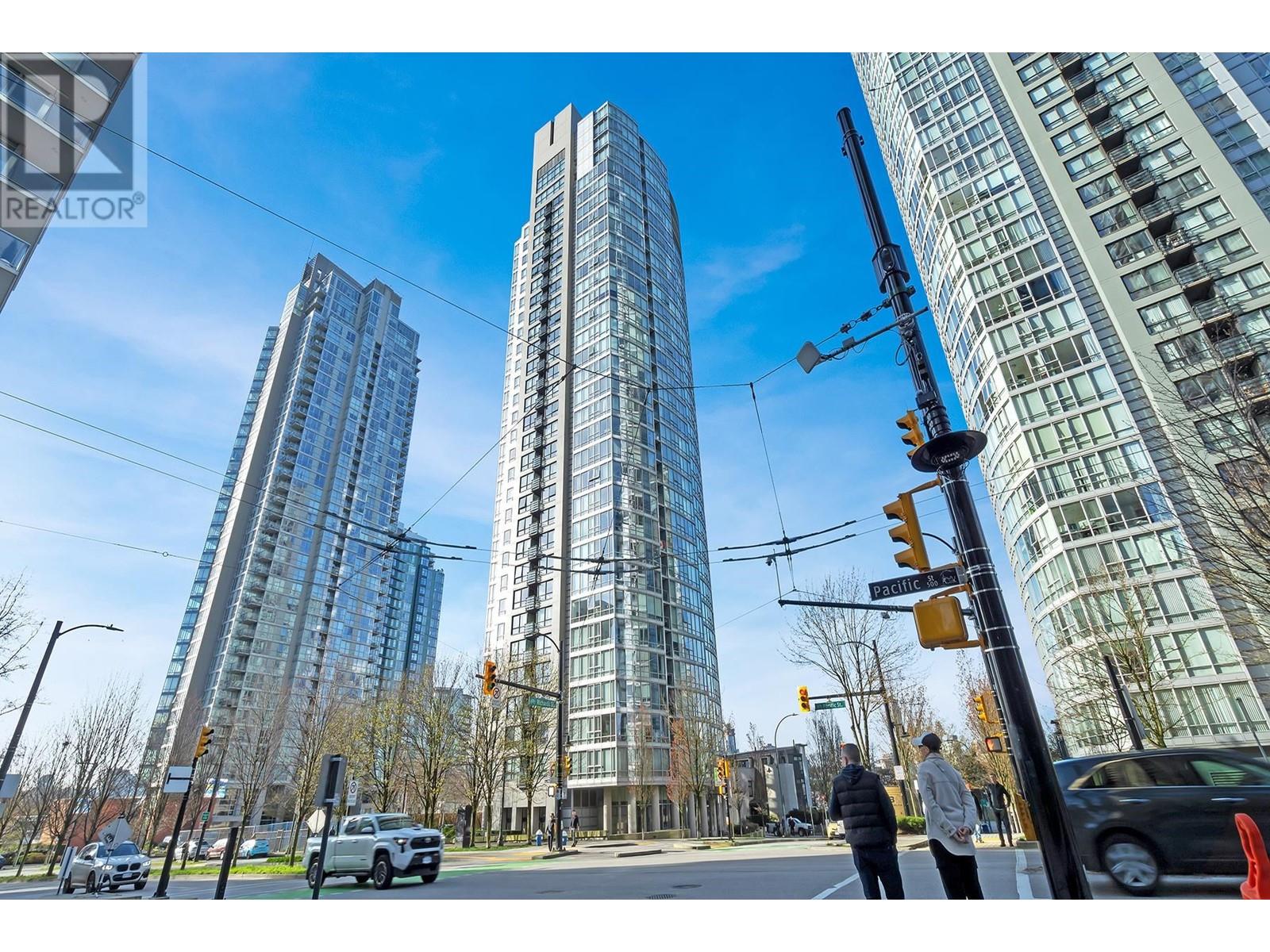 1905 1438 Richards Street, Vancouver, British Columbia  V6Z 3B8 - Photo 1 - R2996297