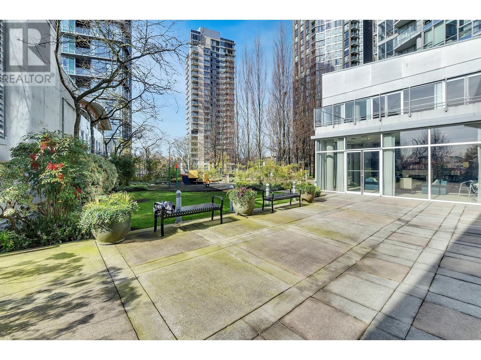 1905 1438 Richards Street, Vancouver, British Columbia  V6Z 3B8 - Photo 37 - R2996297