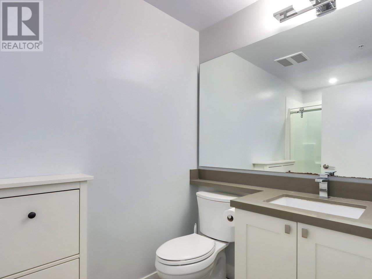 202 3399 Noel Drive, Burnaby, British Columbia  V3J 0G8 - Photo 9 - R2996325