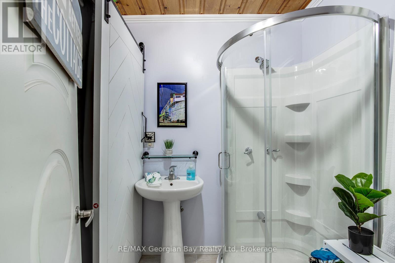 19 Third Street, Tiny, Ontario  L0L 2J0 - Photo 11 - S12113367