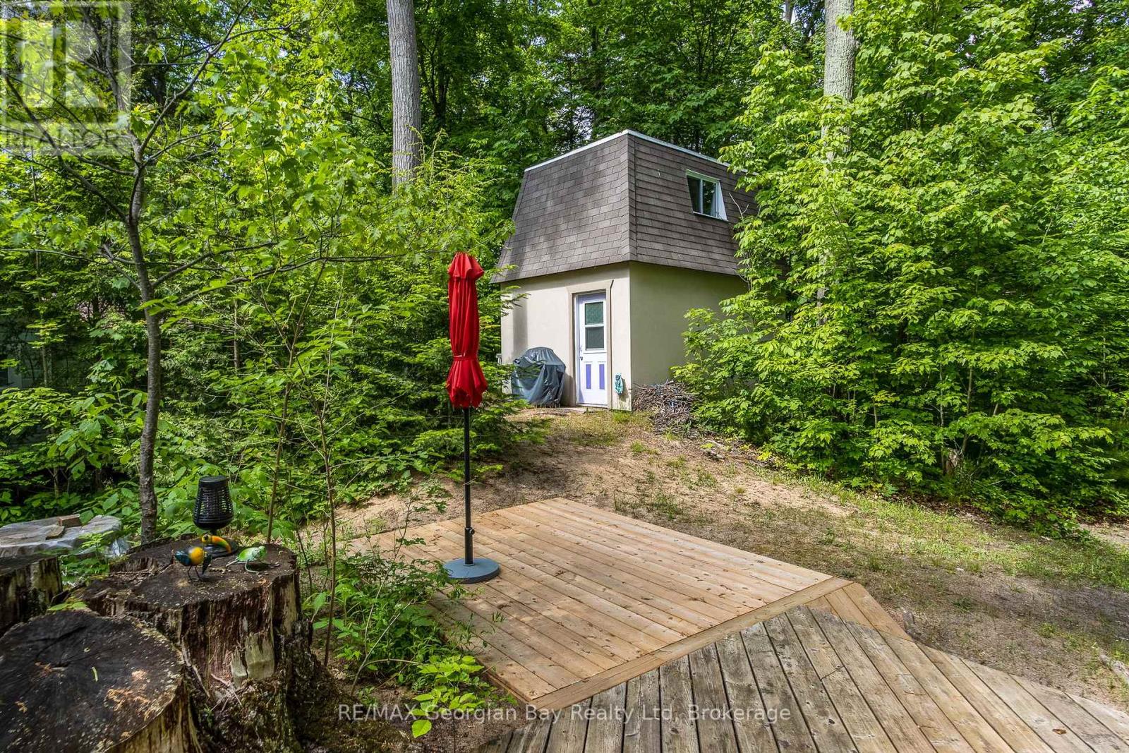19 Third Street, Tiny, Ontario  L0L 2J0 - Photo 13 - S12113367