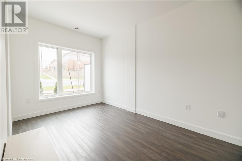 408 S Dundas Street Unit# 105, Cambridge, Ontario  N1R 8H7 - Photo 5 - 40714617