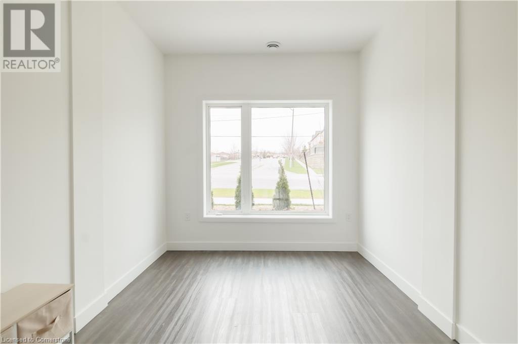 408 S Dundas Street Unit# 105, Cambridge, Ontario  N1R 8H7 - Photo 9 - 40714617