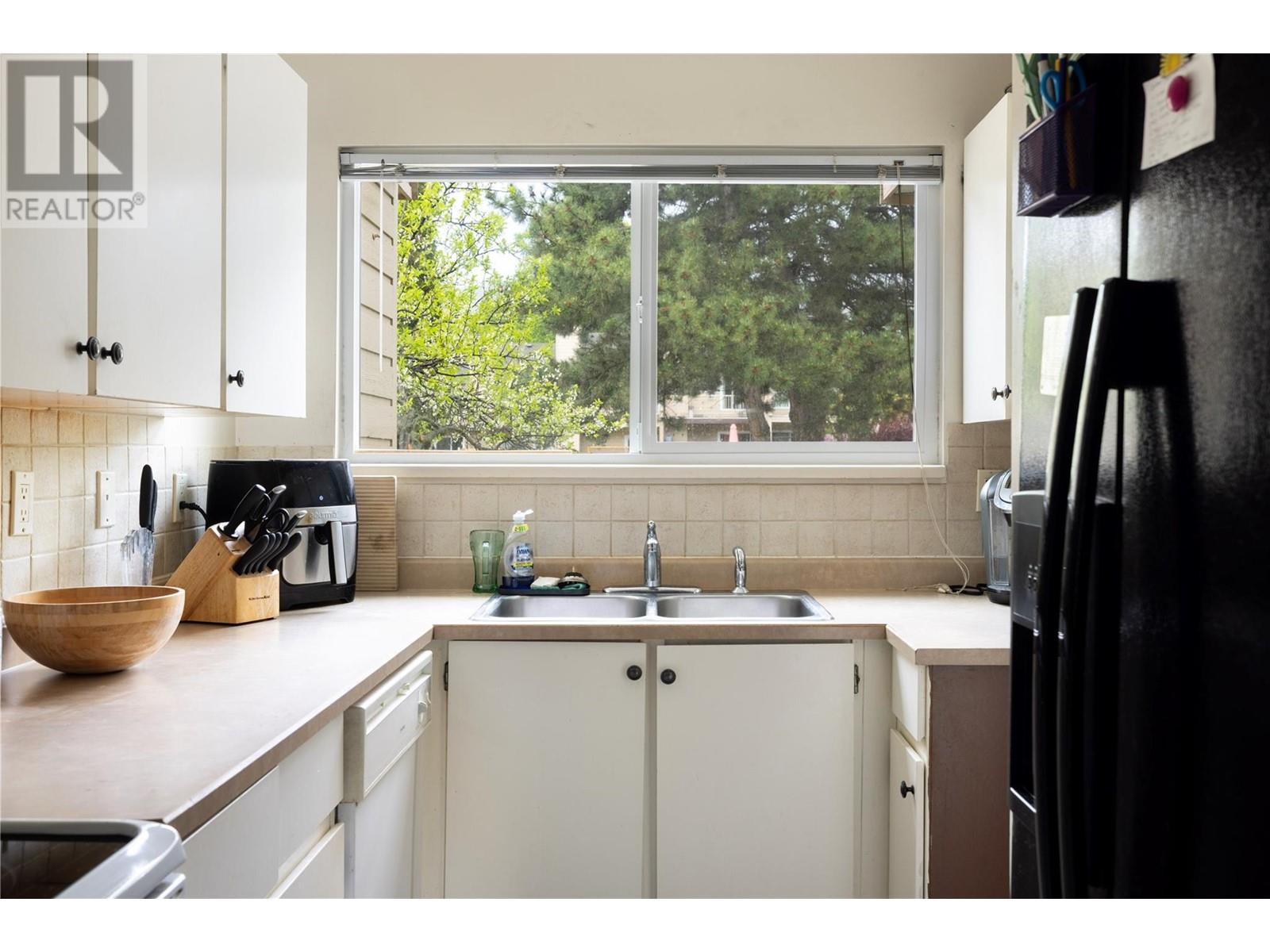 Property at 5300 25 Avenue Unit# 28 image 3