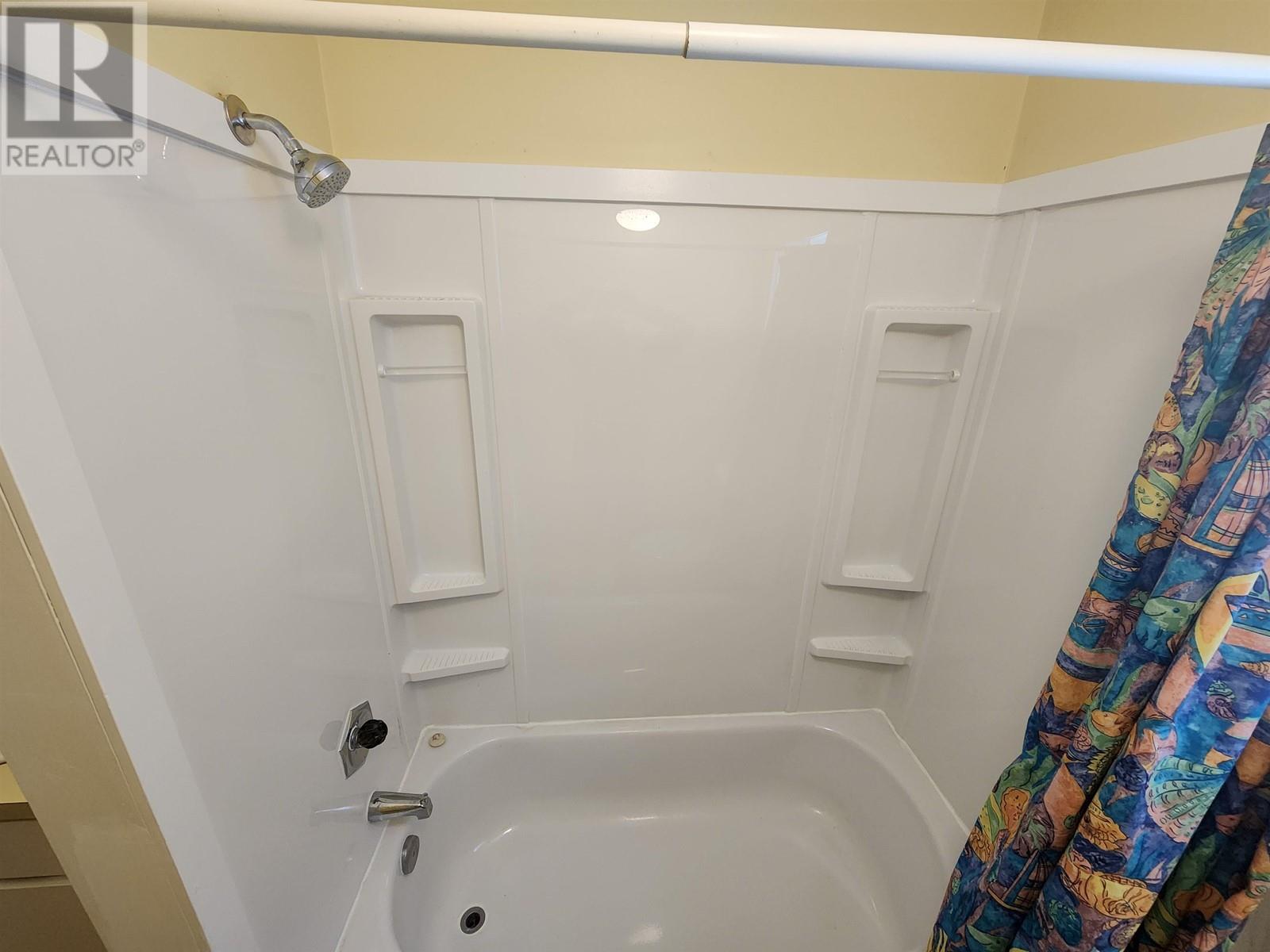7344 E Young Lake Road, 70 Mile House, British Columbia  V0K 2K2 - Photo 21 - R2972086