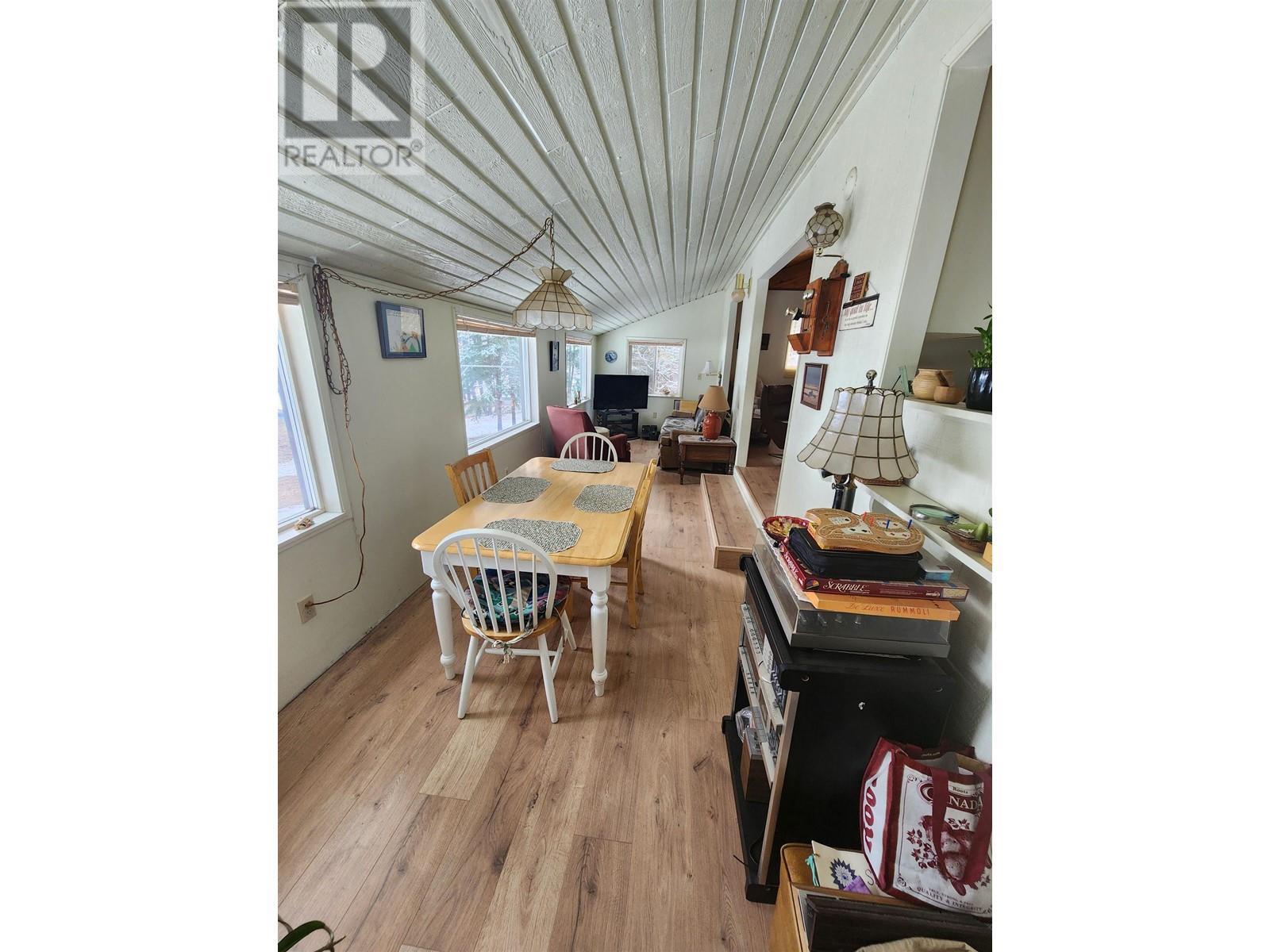 7344 E Young Lake Road, 70 Mile House, British Columbia  V0K 2K2 - Photo 27 - R2972086