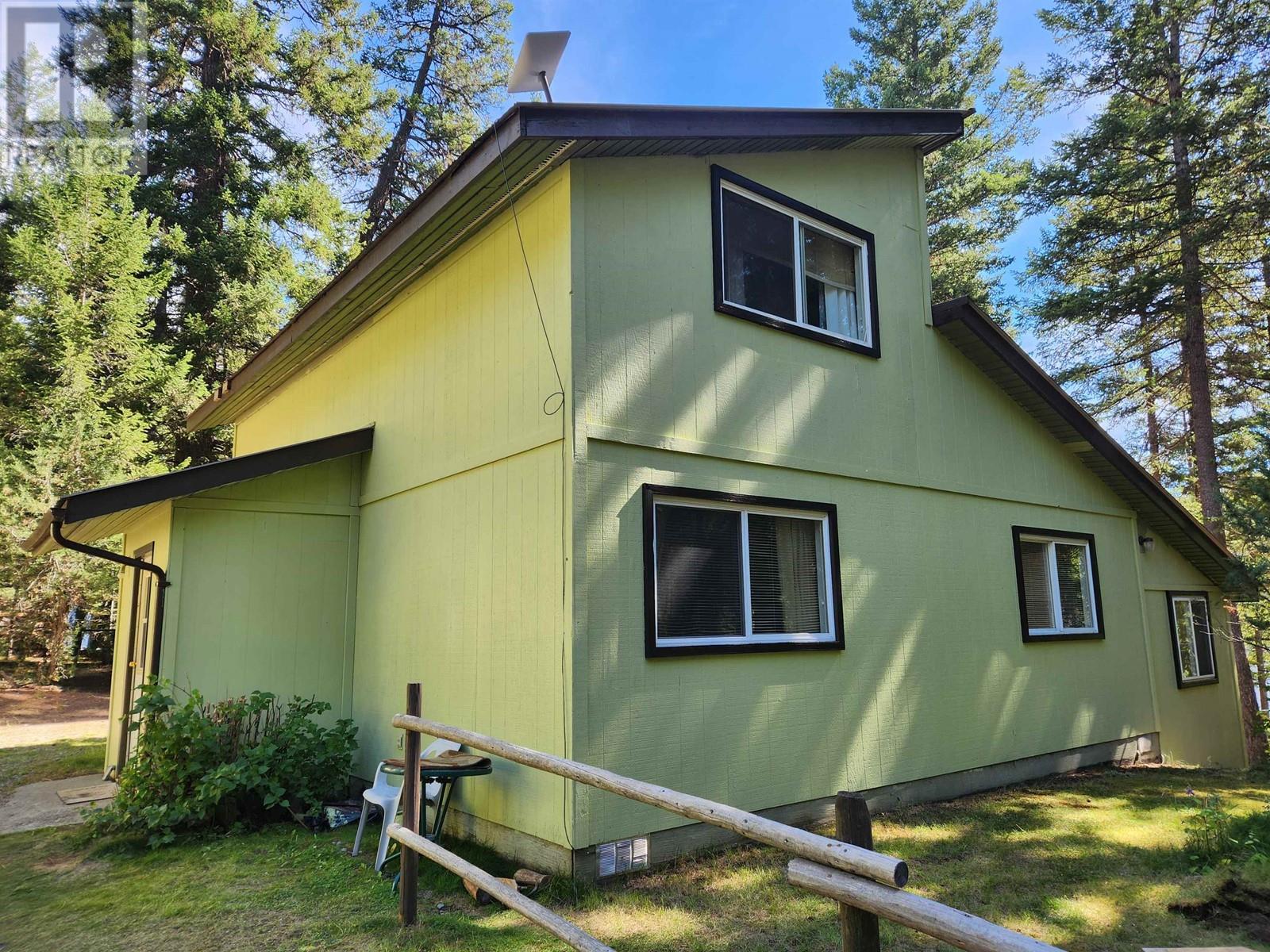 7344 E Young Lake Road, 70 Mile House, British Columbia  V0K 2K2 - Photo 11 - R2972086