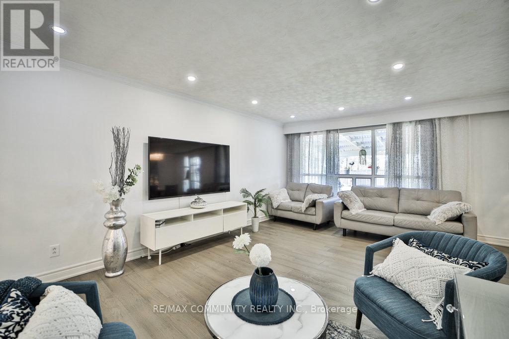 Property at 29 PORTICO DRIVE image 2