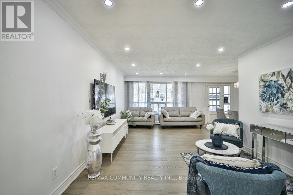 Property at 29 PORTICO DRIVE image 3