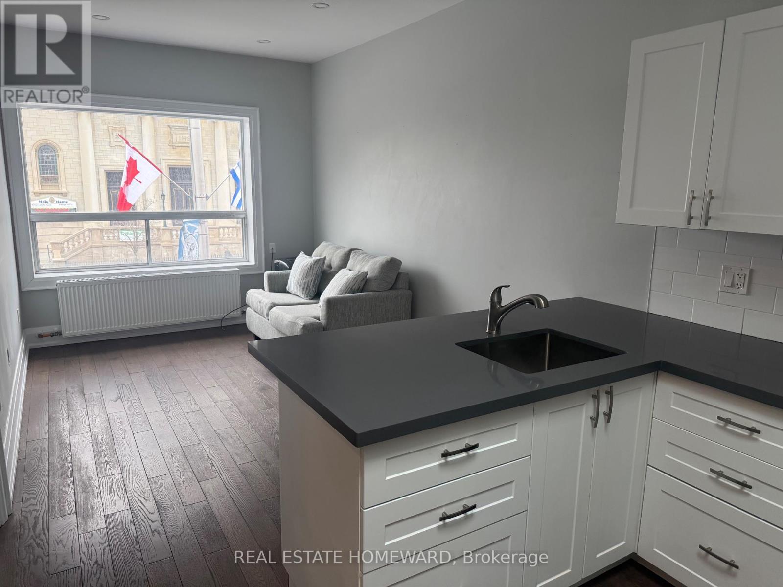 Apt 4 - 611 Danforth Avenue, Toronto, Ontario  M4K 1R2 - Photo 8 - E12113399