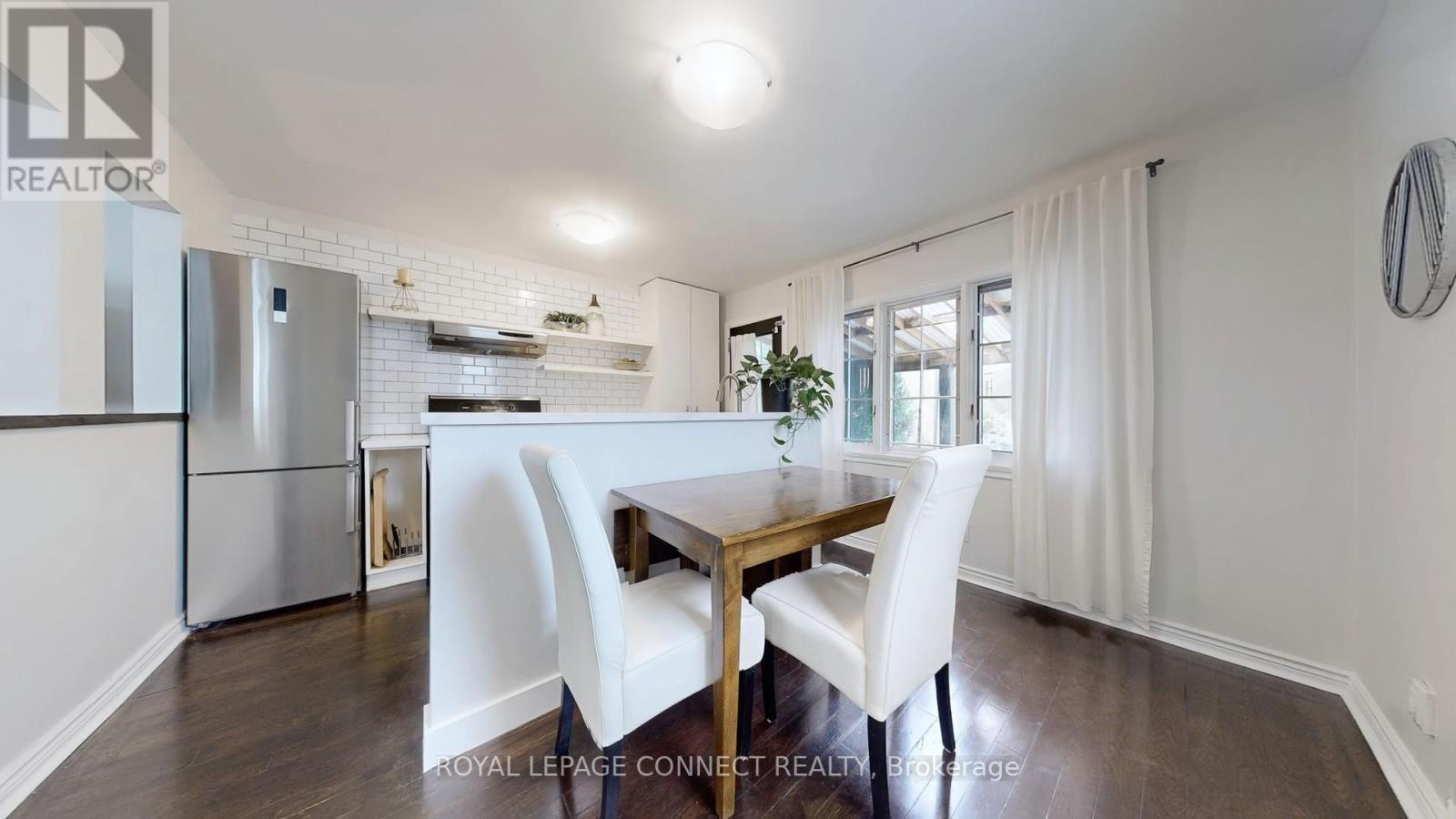 242 Gledhill Avenue, Toronto, Ontario  M4C 5L2 - Photo 12 - E12111269