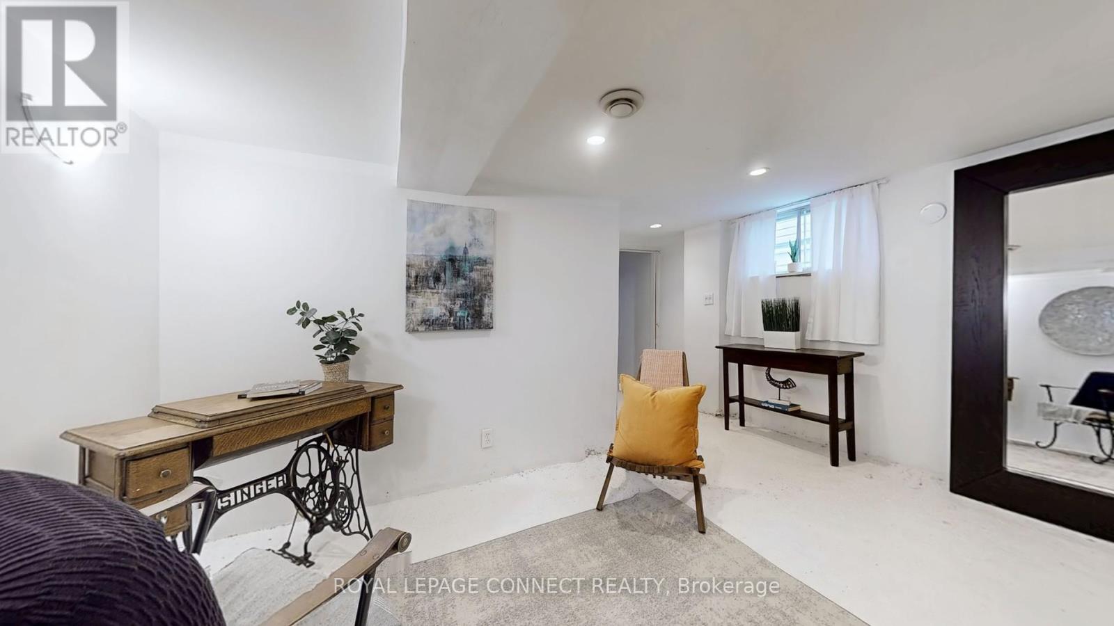 242 Gledhill Avenue, Toronto, Ontario  M4C 5L2 - Photo 25 - E12111269