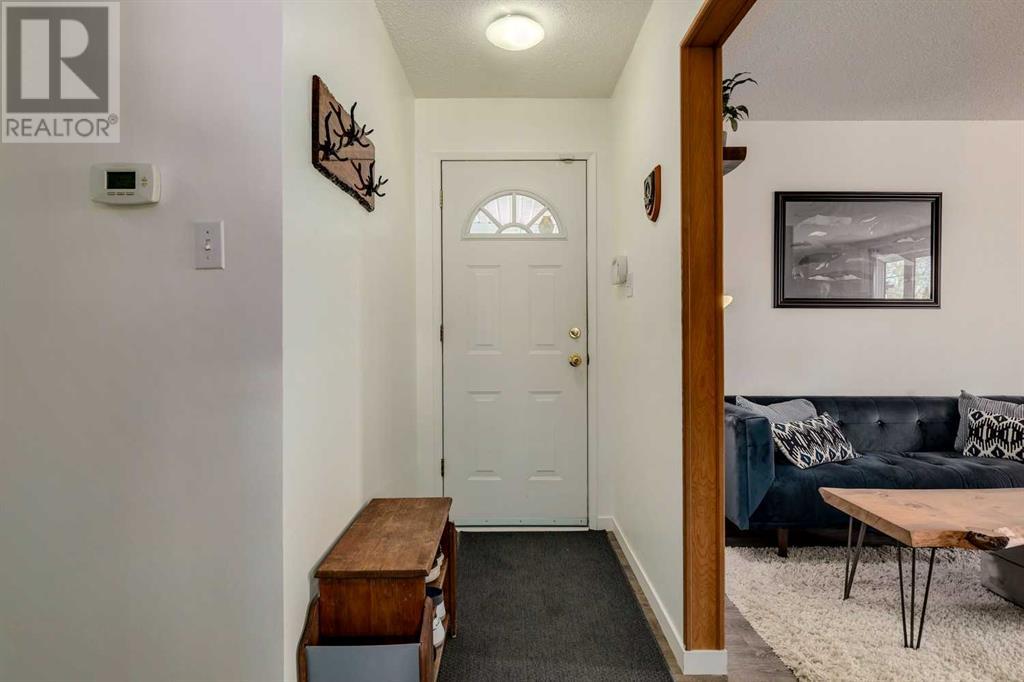Property at 360 Sackville Drive SW image 2