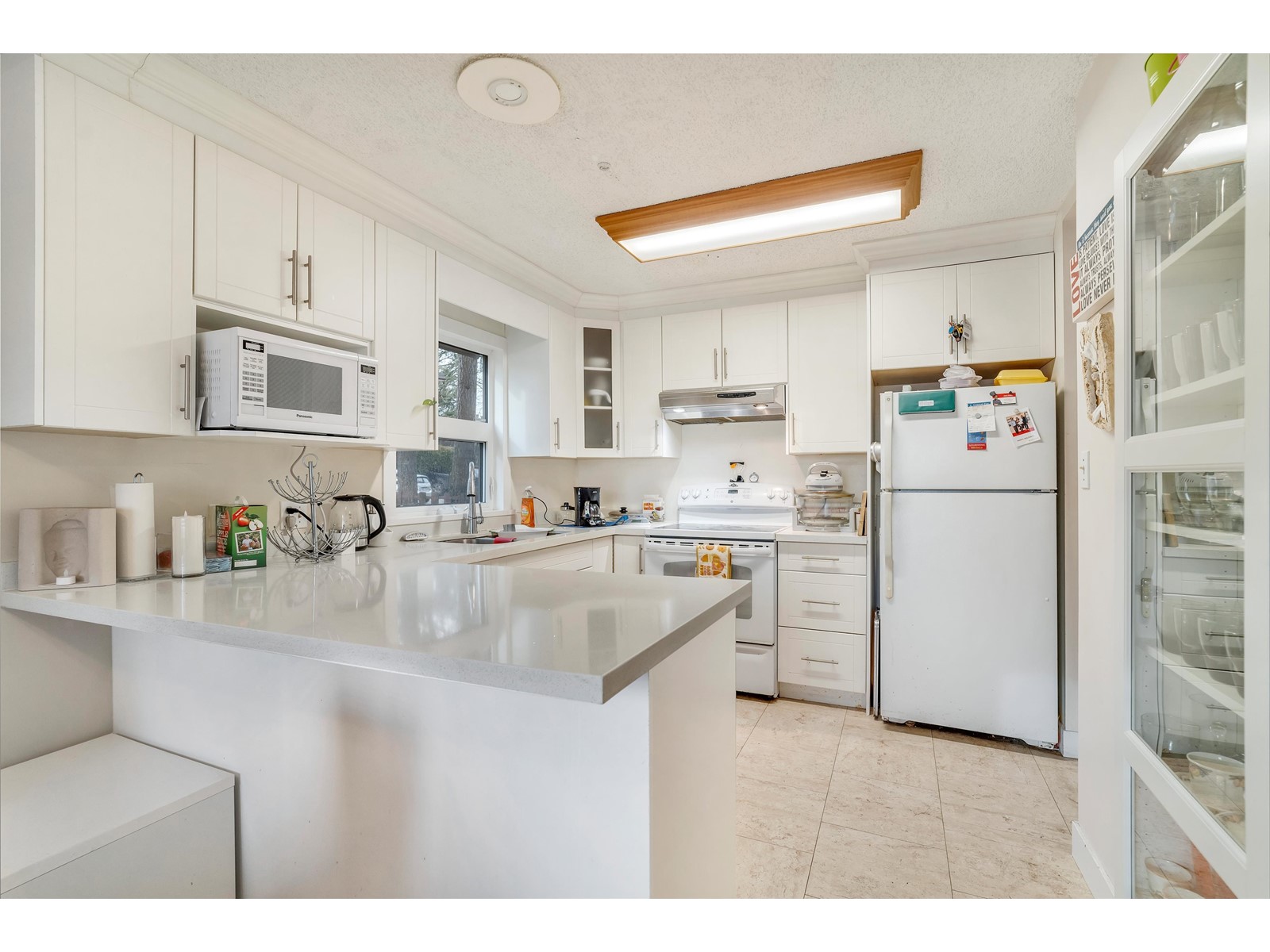 13301 70b Avenue, Surrey, British Columbia  V3W 7Z3 - Photo 11 - R2995114