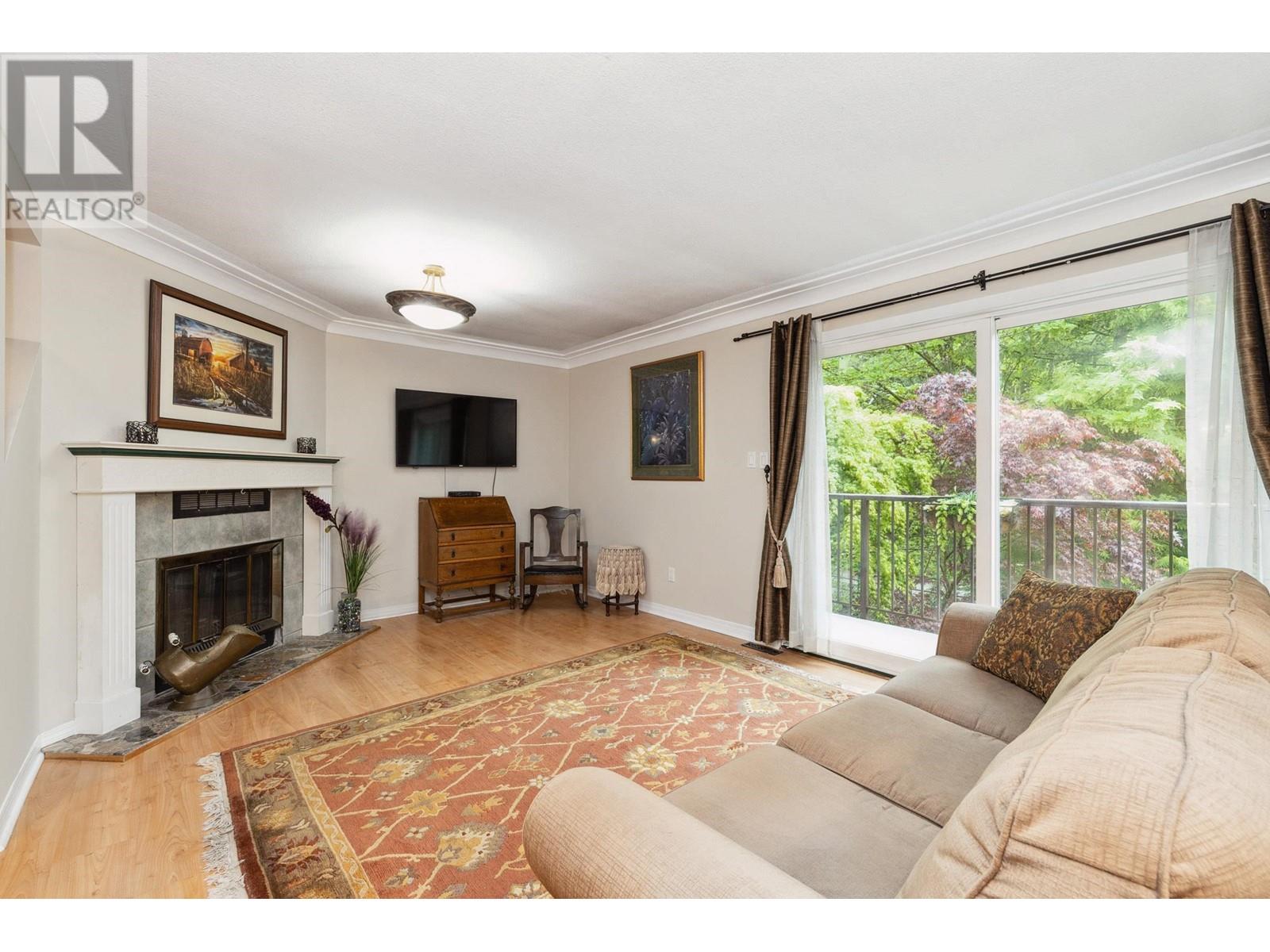 Property at 39 3190 TAHSIS AVENUE image 2
