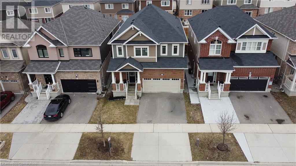 Property at 40 PICKETT Place image 3