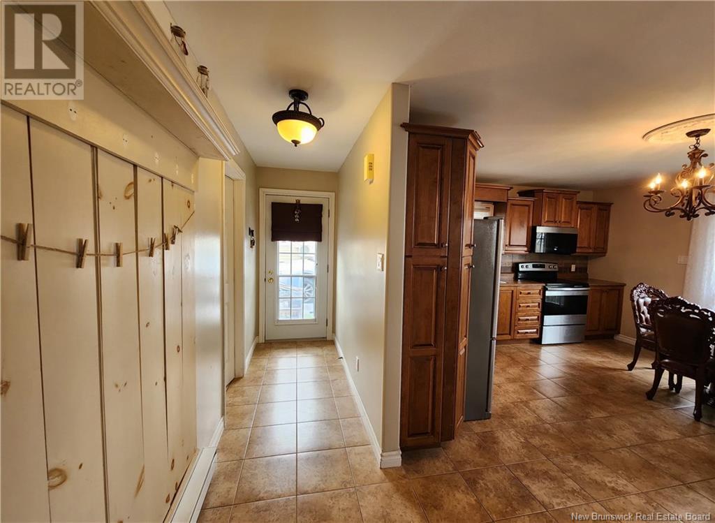 Property at 875 Roussy image 5